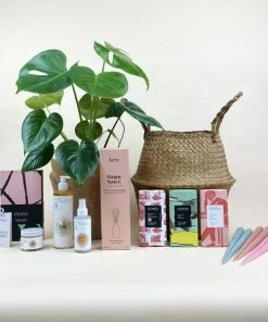 Catkin & Pussywillow Happy Space Valentines Gift Hamper L 10 Catkin & Pussywillow Happy Space Valentines Gift Hamper L