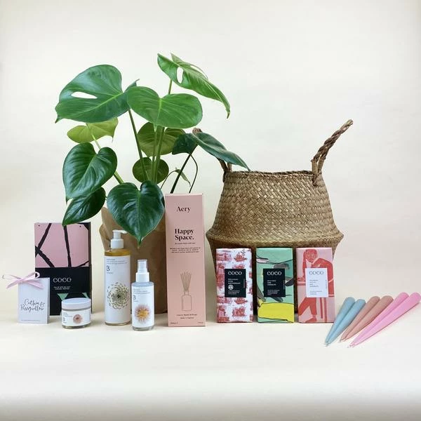 Catkin & Pussywillow Happy Space Valentines Gift Hamper L 5 Catkin & Pussywillow Happy Space Valentines Gift Hamper L