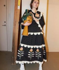 Stella Nova Loan Mae Dark Flowers Dress